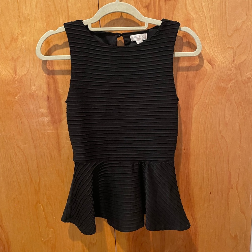 Bisou Bisou (XS) Black Textured Peplum Tank Top